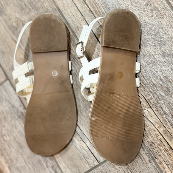 Sandals​ - Picture 5 of 5